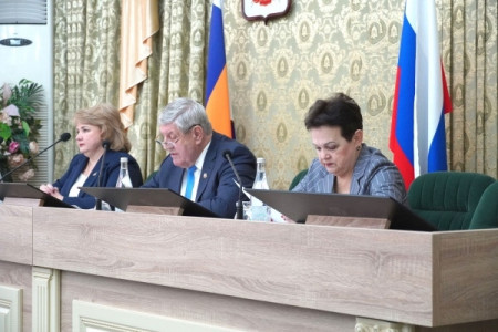 Принят бюджет Октябрьского района на 2026 год и на плановый период 2027 и 2028 годов